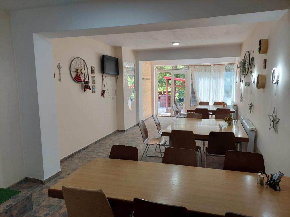 Cabana Alpha Baia Mare Ngoại thất bức ảnh