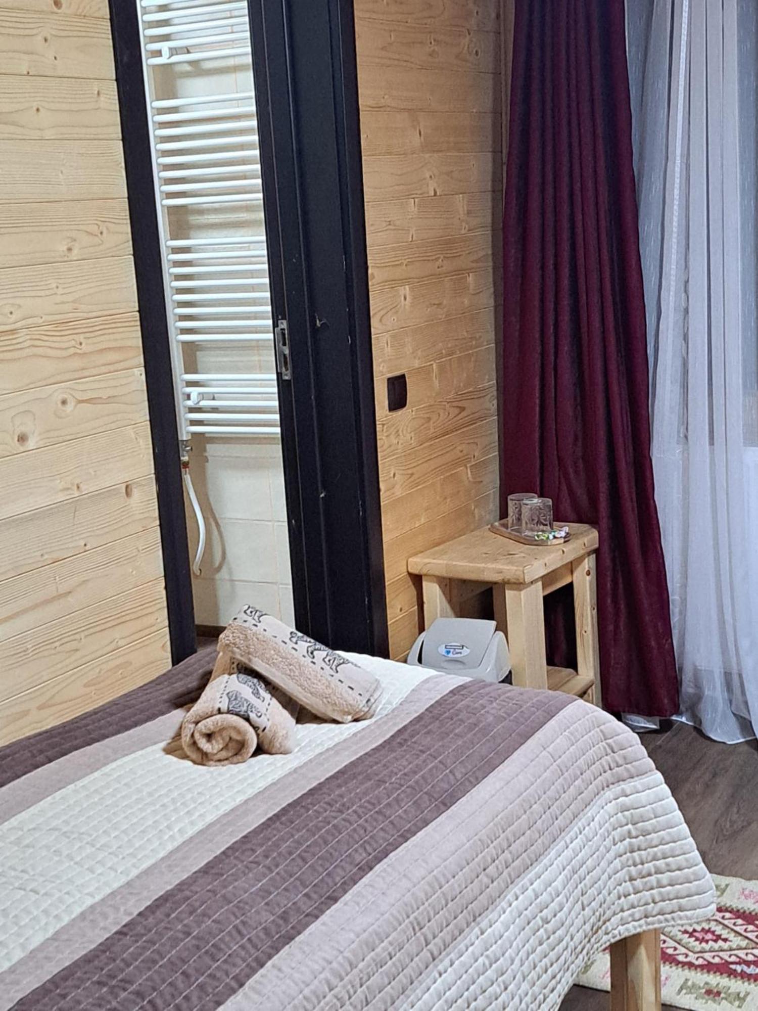 Cabana Alpha Baia Mare Ngoại thất bức ảnh